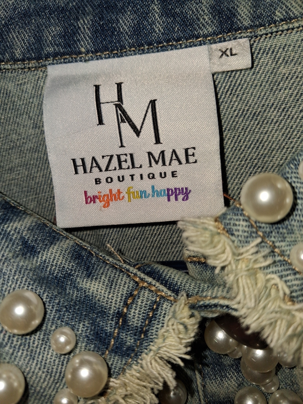 Handmade Embellished Cropped Denim Jacket with Pearls & Multicolor Gems Boutique - Picture 3 of 7
